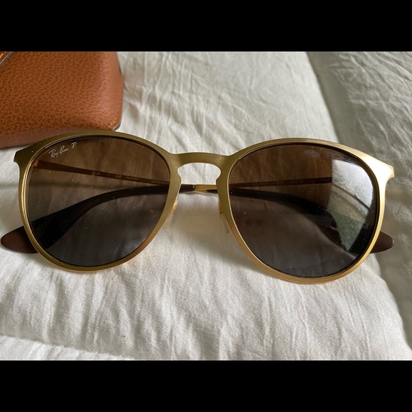 Erika Metal Gold Ray Bans - Picture 3 of 5
